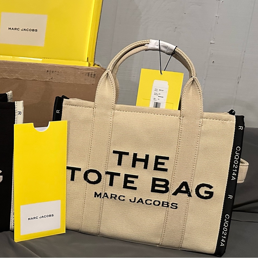 New medium Marc Jacobs tote bag